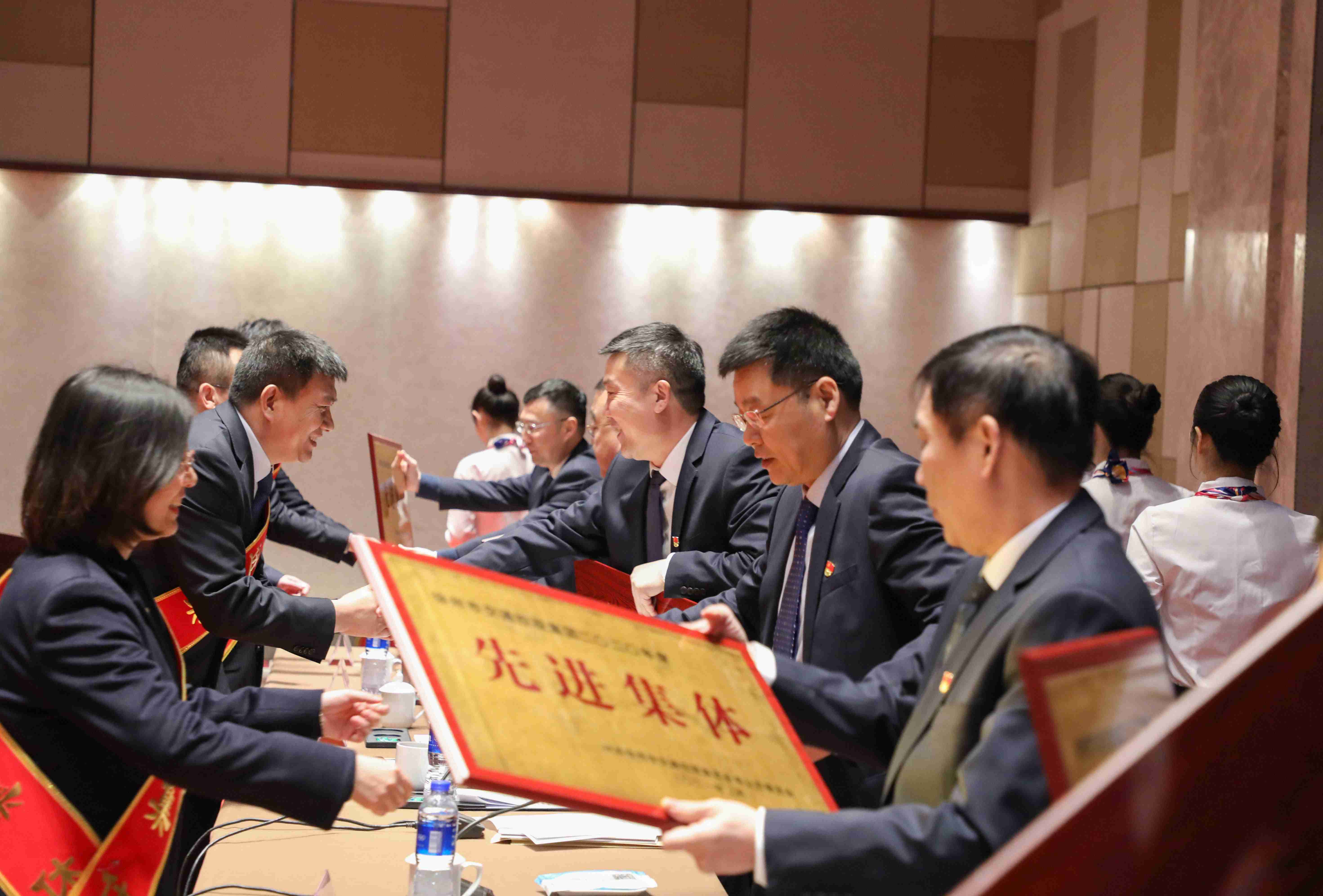 巅峰国际官网-追求康健,你我一起生长