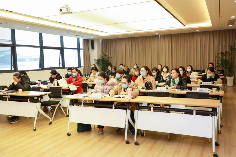 集团工会举行工会经审、财务干部培训班
