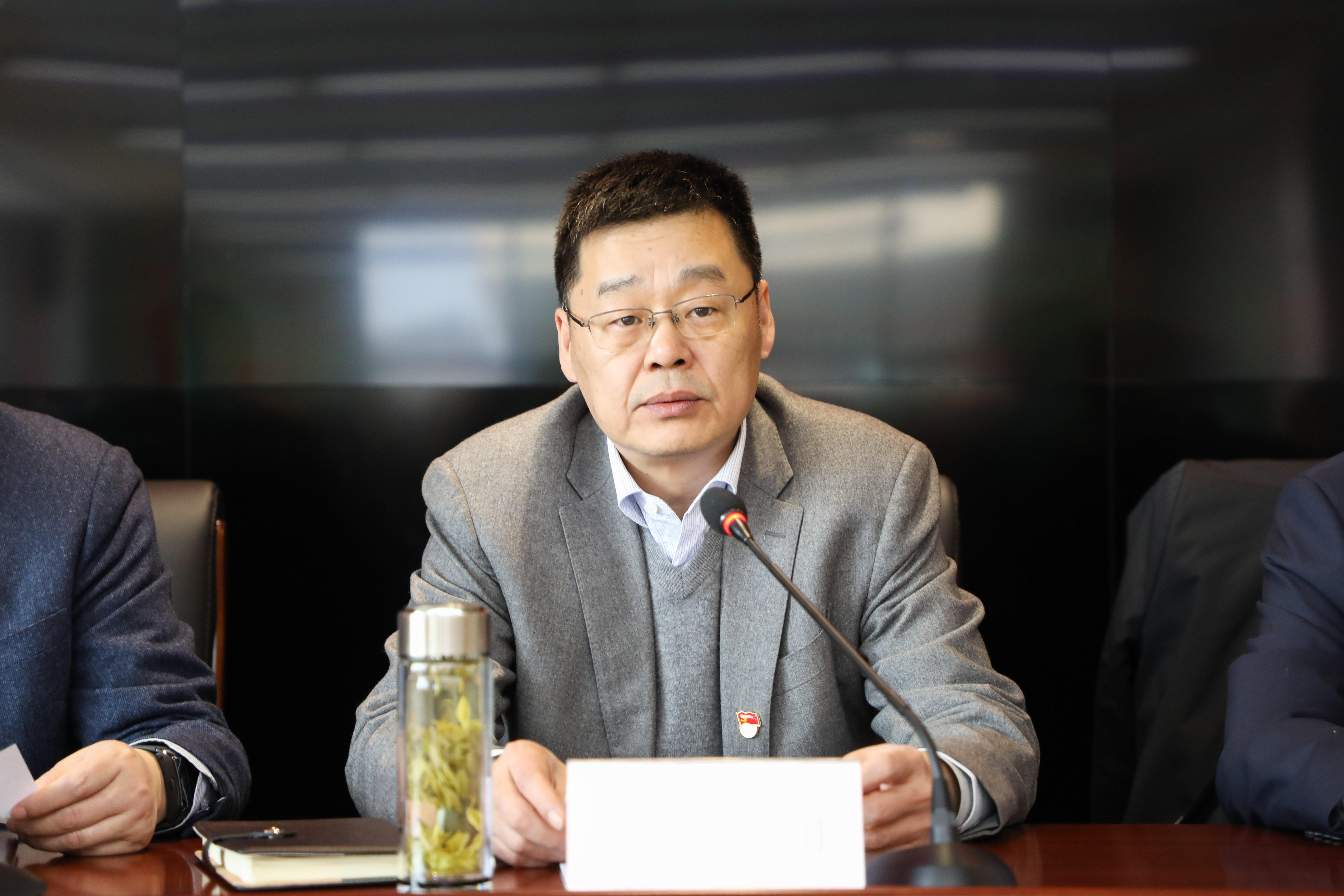 巅峰国际官网-追求康健,你我一起生长