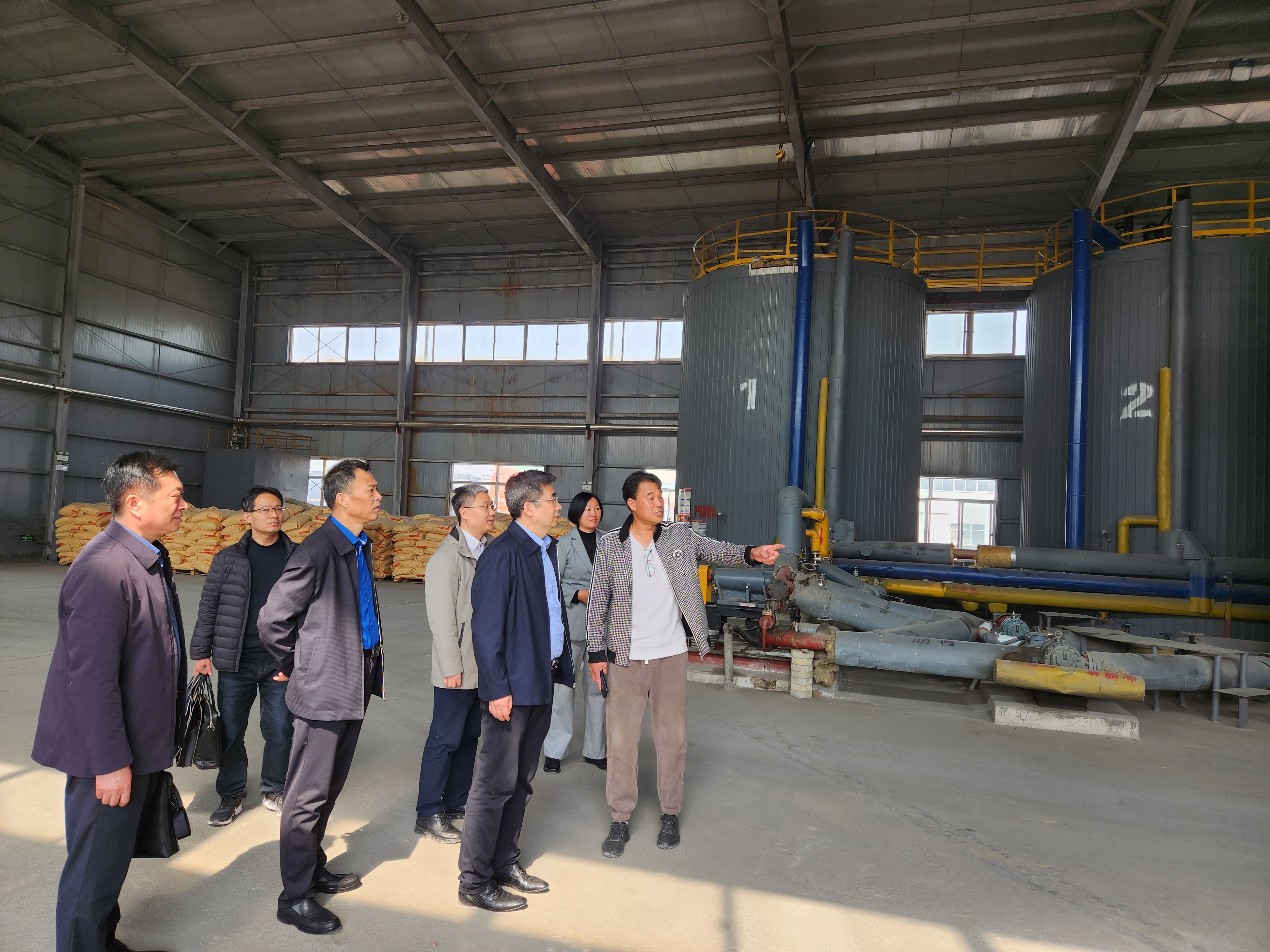 巅峰国际官网集团赴山东联海石化学习考察