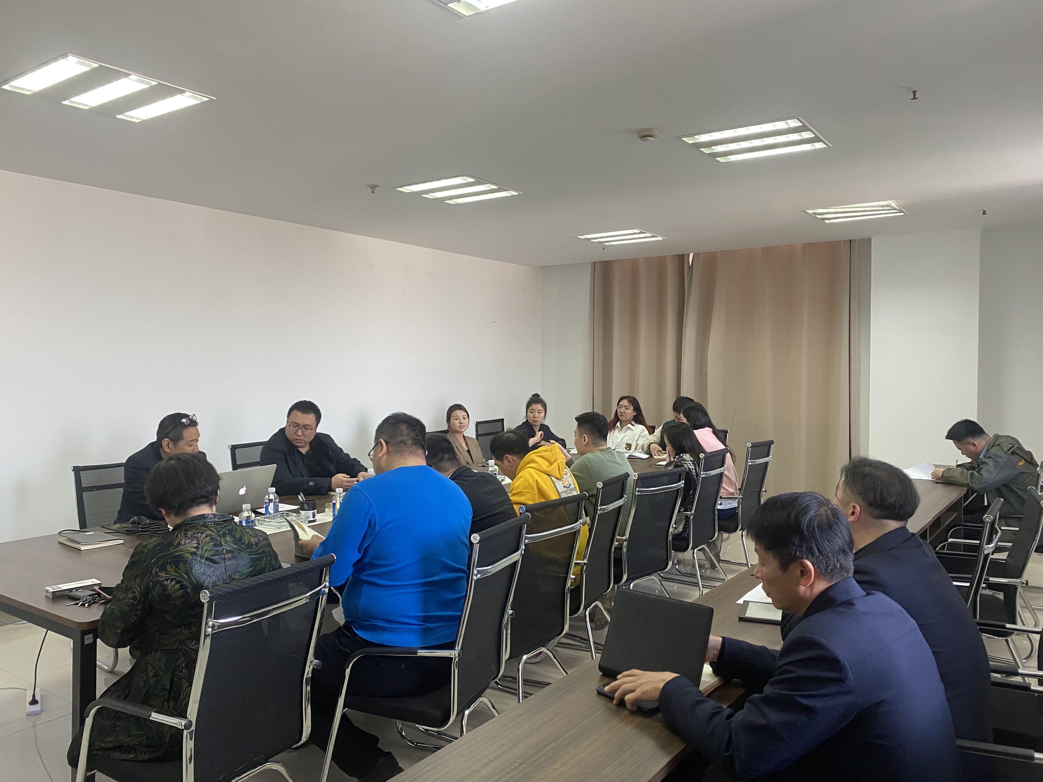 巅峰国际官网供应链公司开展“强手艺 提作风 助推商业一类转型”讨论运动