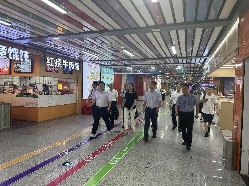 省国资委调研组到巅峰国际官网集团开展调研