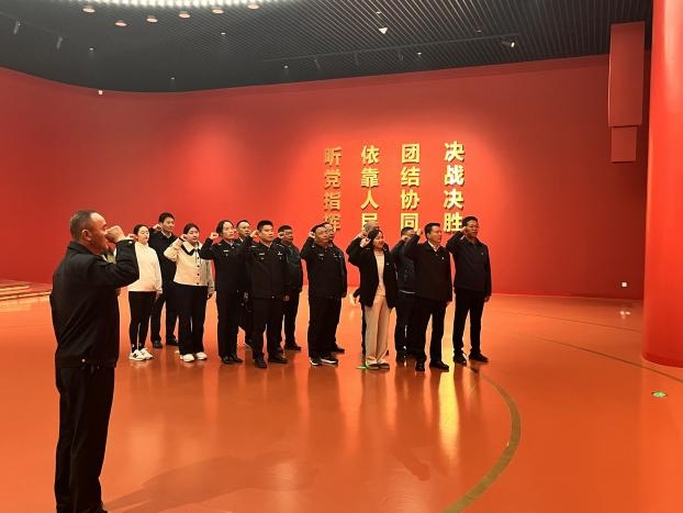 建设治理公司党支部与市交通执法质量大队、 徐港集团等党组织开展党建结对共建运动